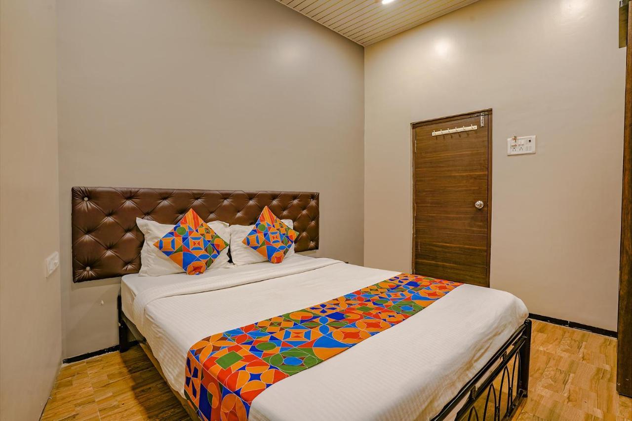 Fabexpress Comfort Stay - Nr Mumbai International Airport Exterior photo