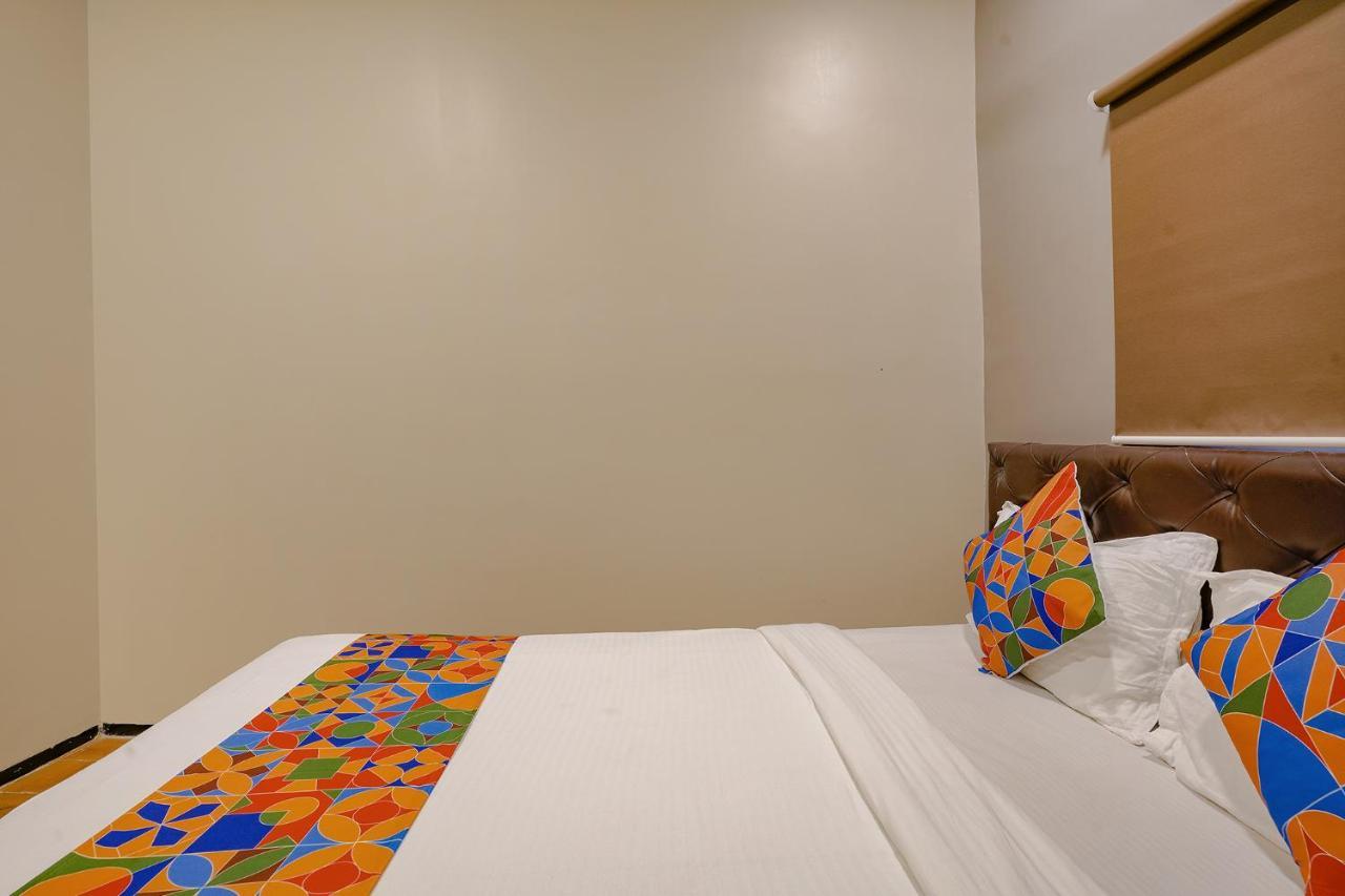 Fabexpress Comfort Stay - Nr Mumbai International Airport Exterior photo